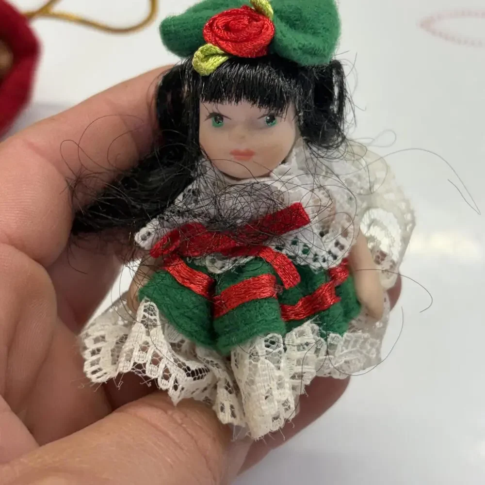 Tiny porcelain doll ornament set vintage 1990’s